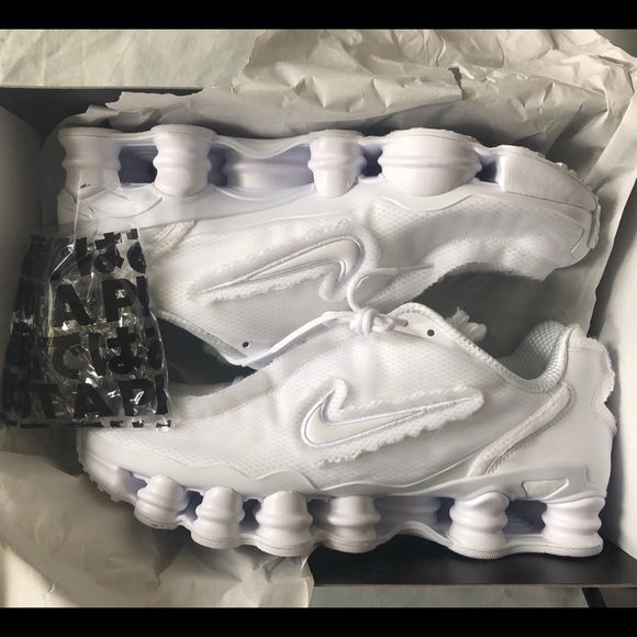 nike shoe cdg